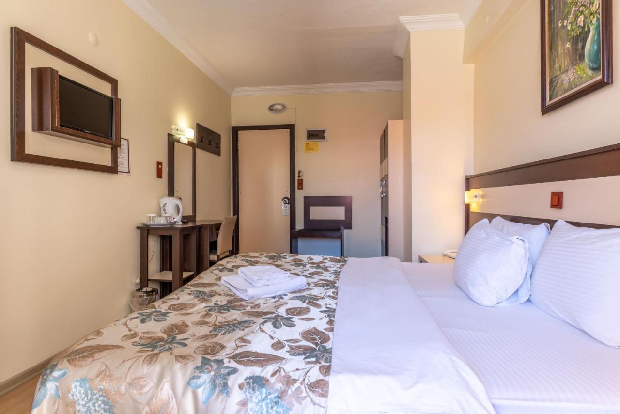 Hotel Karacam Foça Luaran gambar