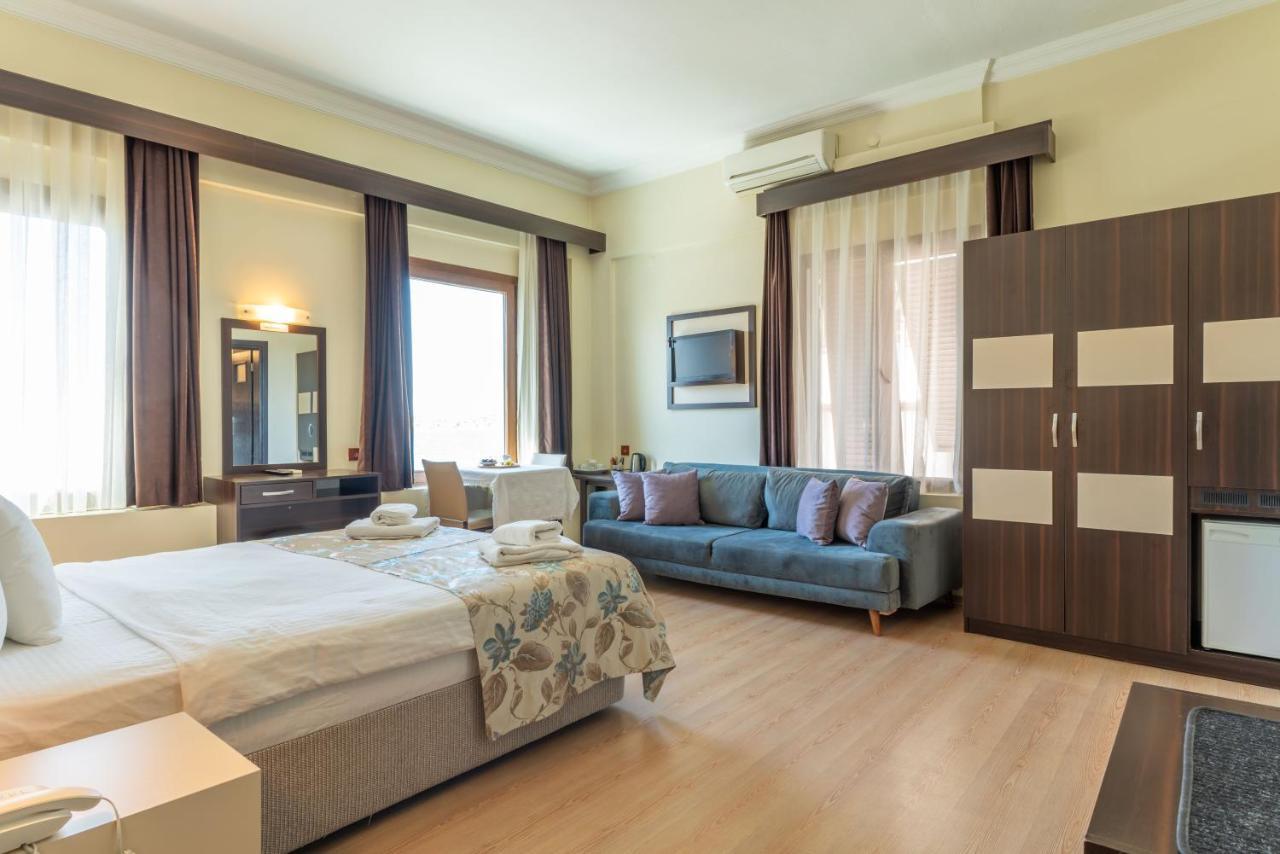 Hotel Karacam Foça Luaran gambar