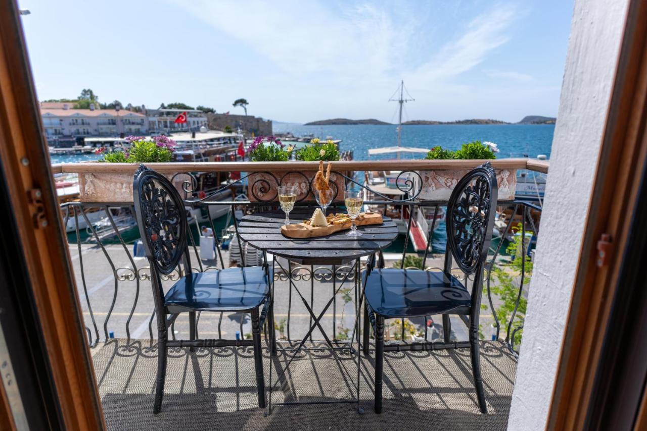 Hotel Karacam Foça Luaran gambar