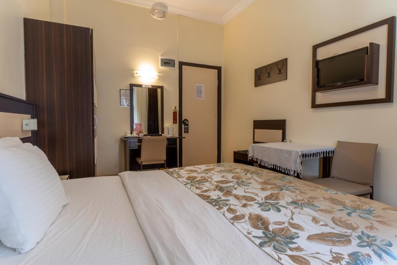 Hotel Karacam Foça Luaran gambar