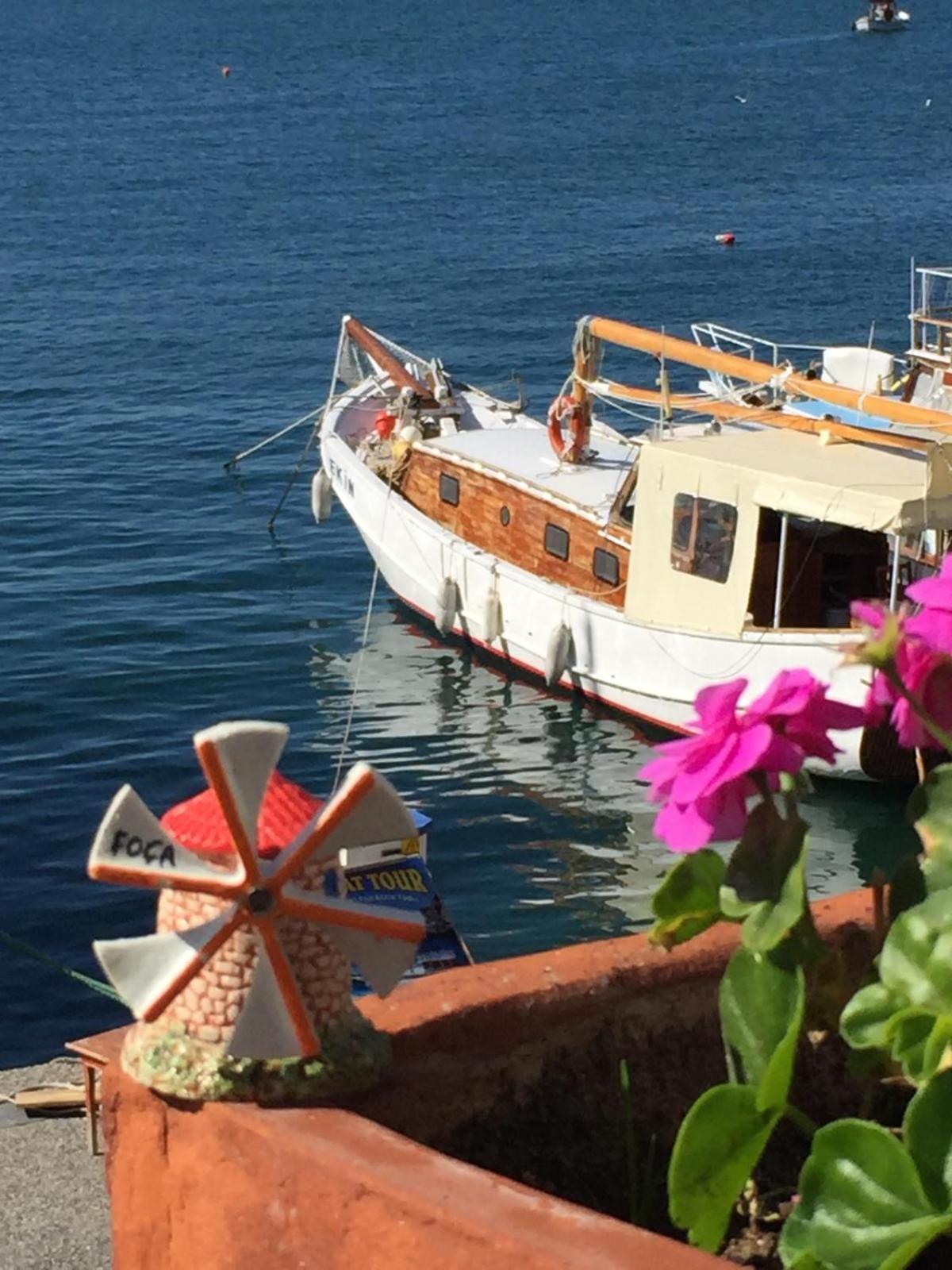 Hotel Karacam Foça Luaran gambar