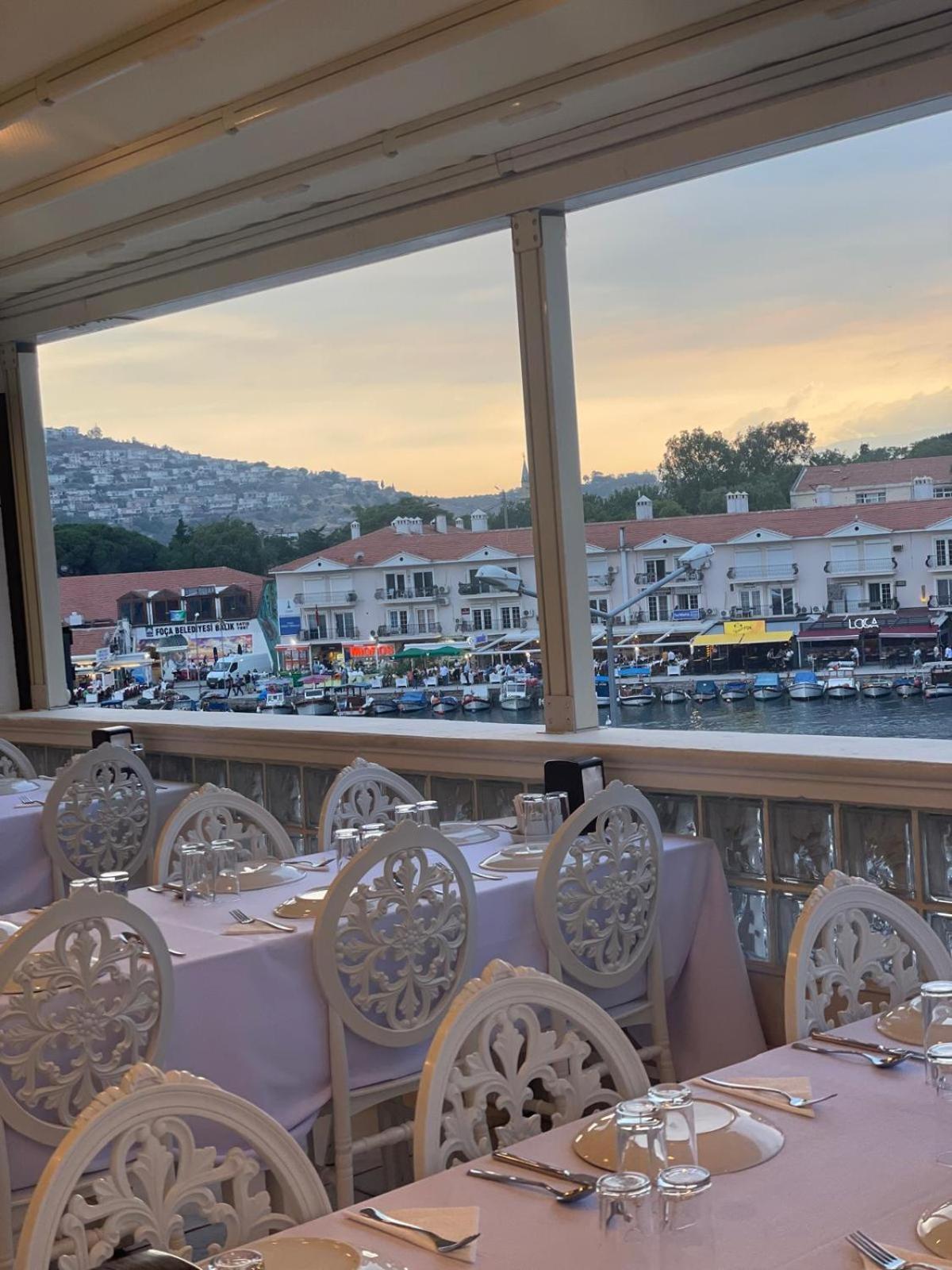Hotel Karacam Foça Luaran gambar