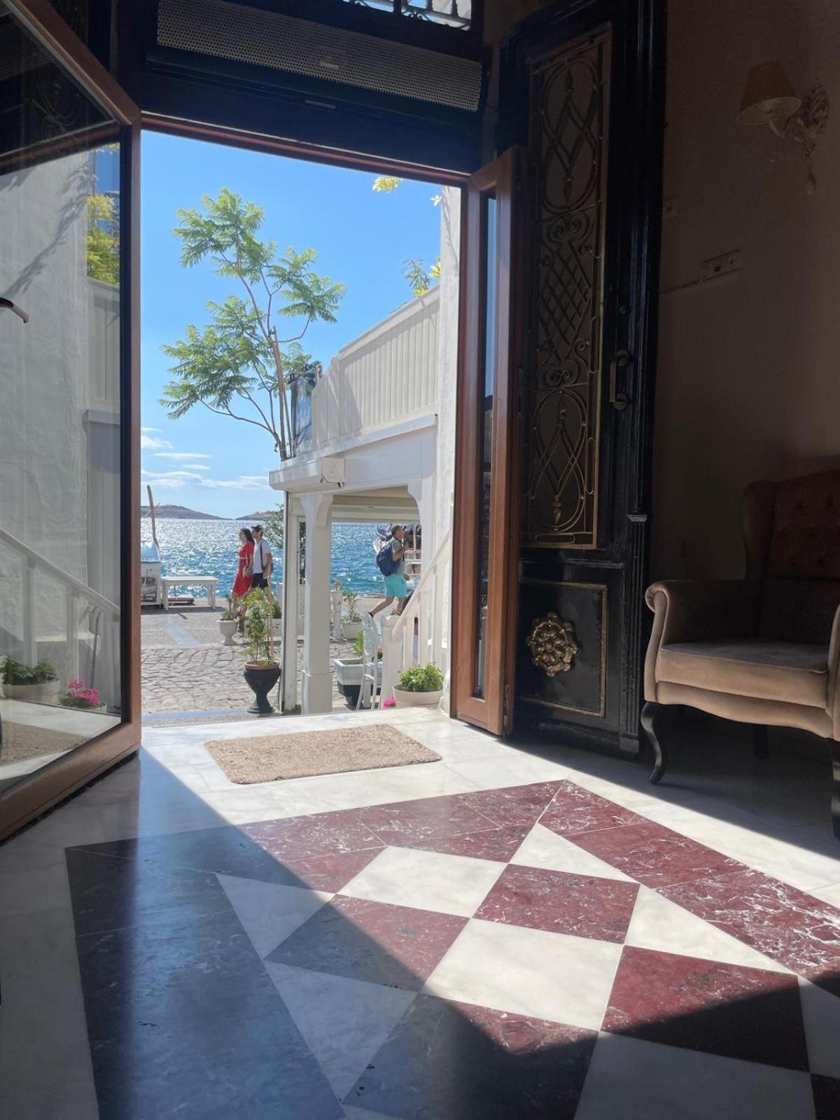 Hotel Karacam Foça Luaran gambar